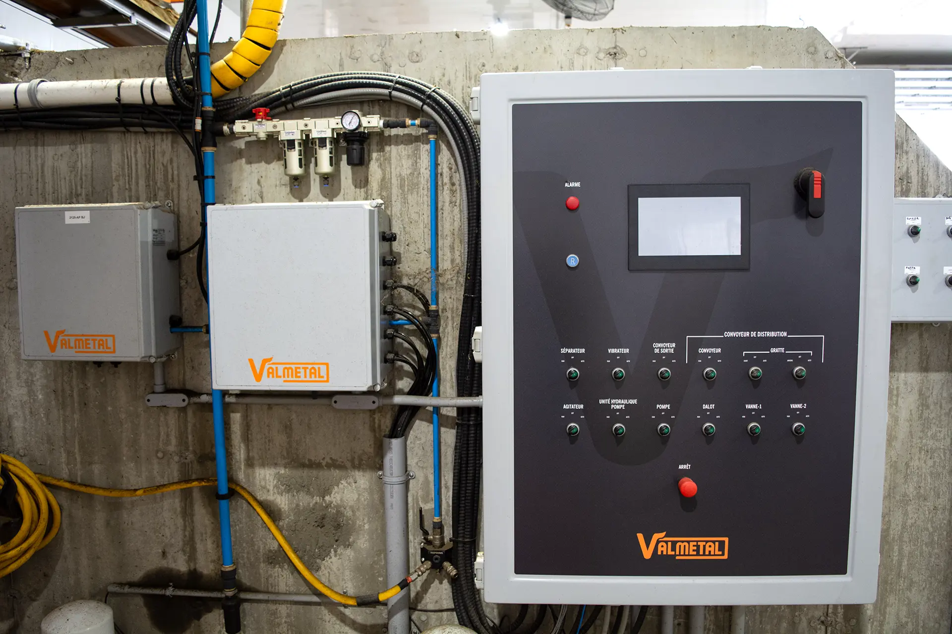 Autoration Maestro control panel - E. Pouliot & Fils Farm