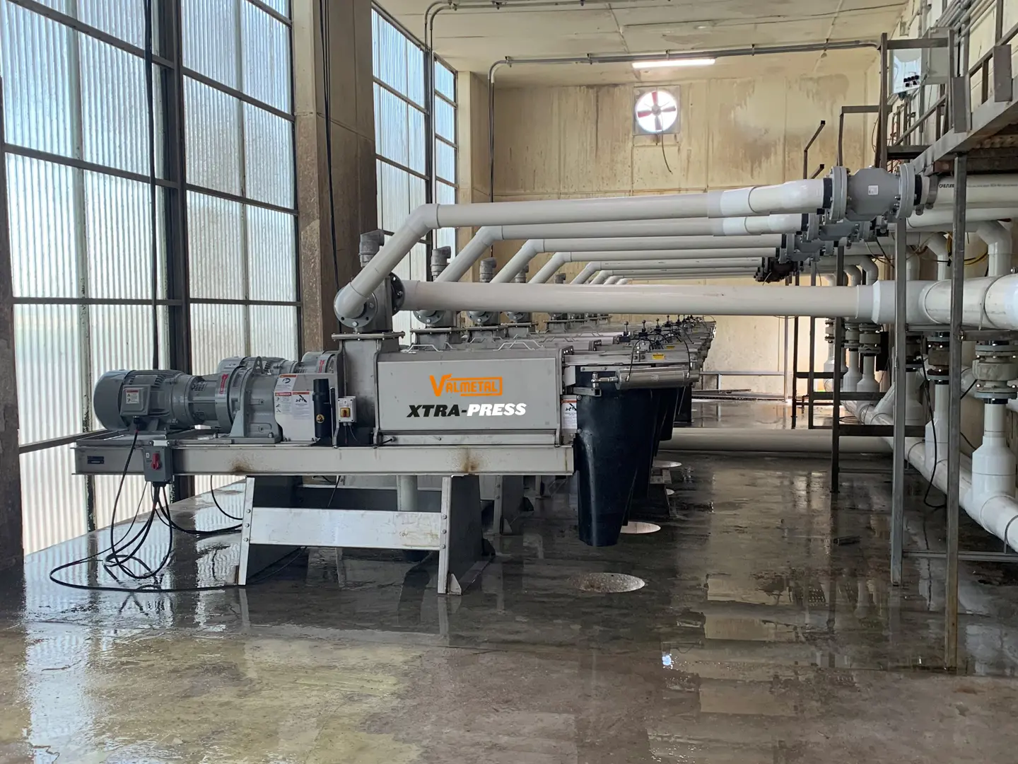 Manure separators and bedding pasteurizer