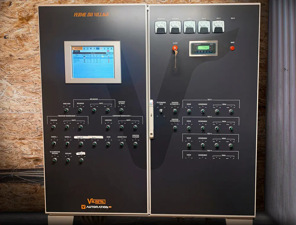 Autoration PRO system - Village Farm