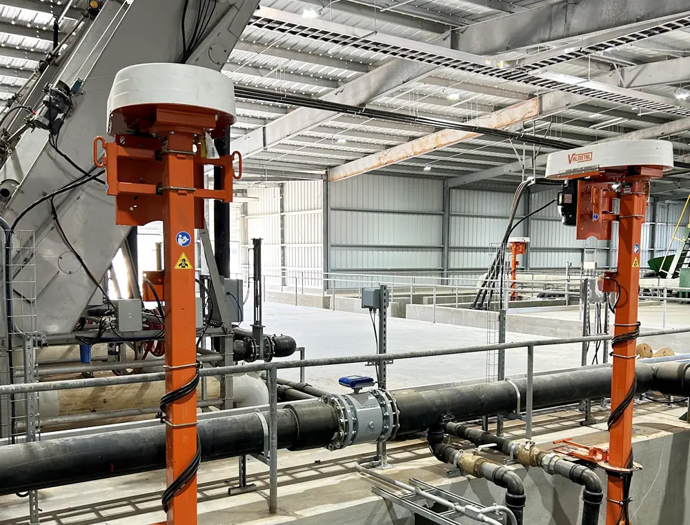 Vertical prop agitators - North Side Dairy