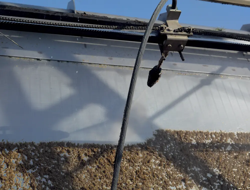 Automatic pressure washer system