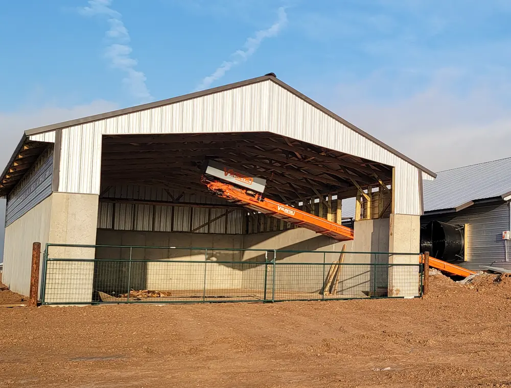 B-Series fixed or swinging elevators