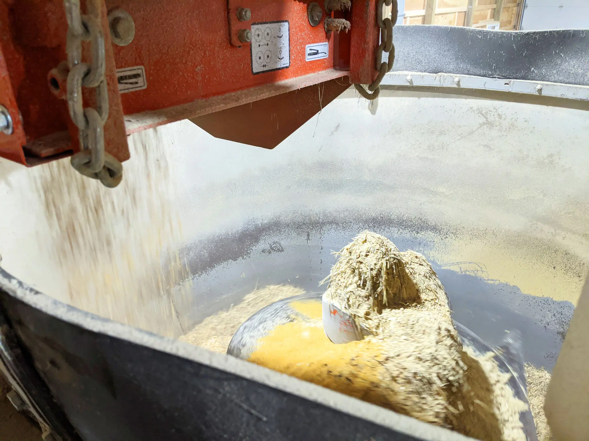 V-MIX 400 interior - Brandon Dingmann Steer Barn